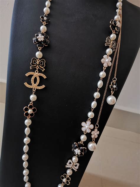 replica coco chanel pearl necklace|coco chanel long necklace.